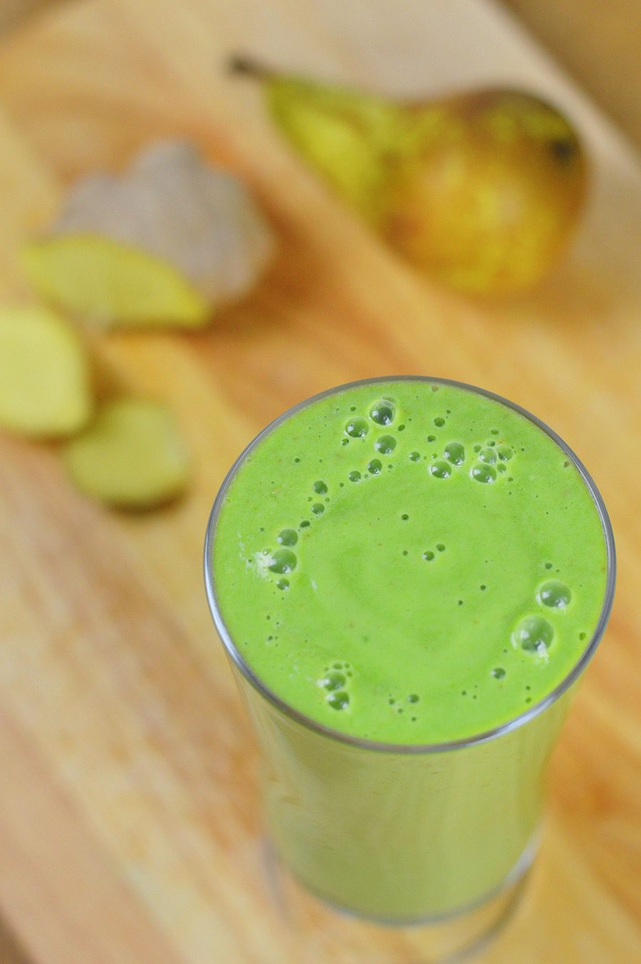 Winter pear and ginger green smoothie 2