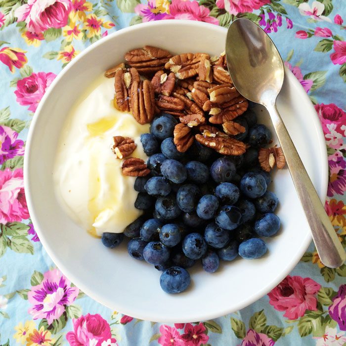 Blueberries pecans yoghurt