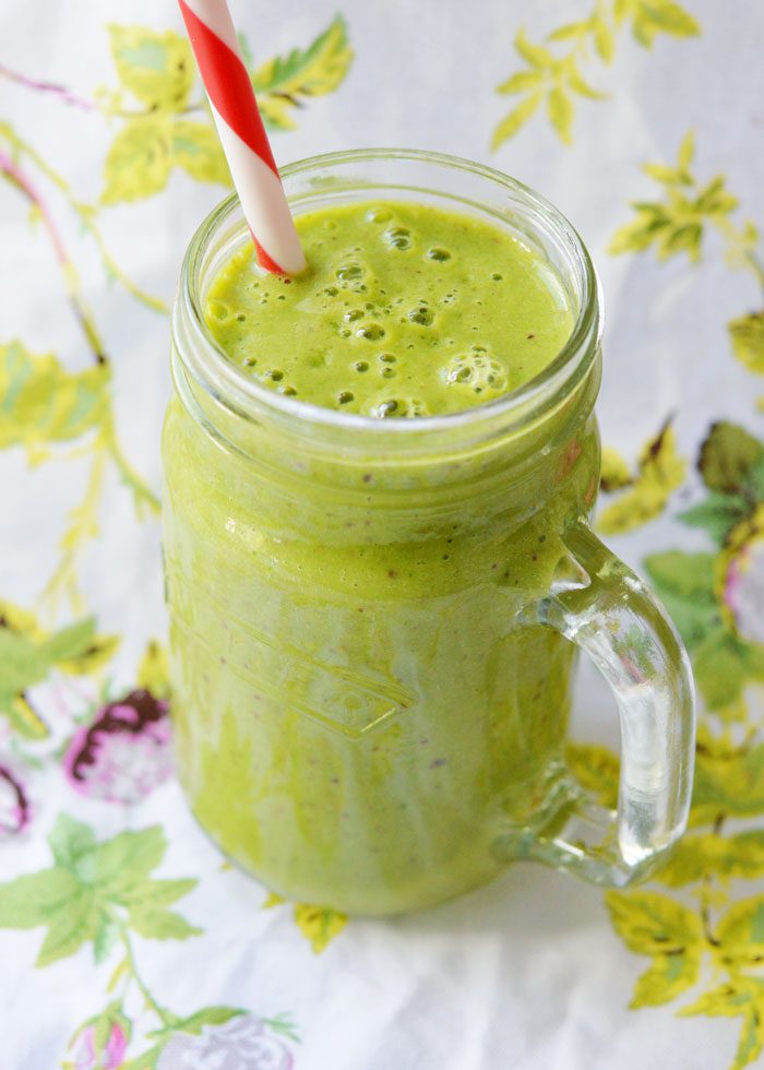 Peaches and green smoothie