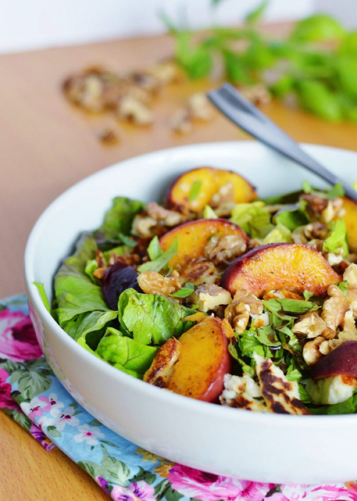 Halloumi peach salad 10