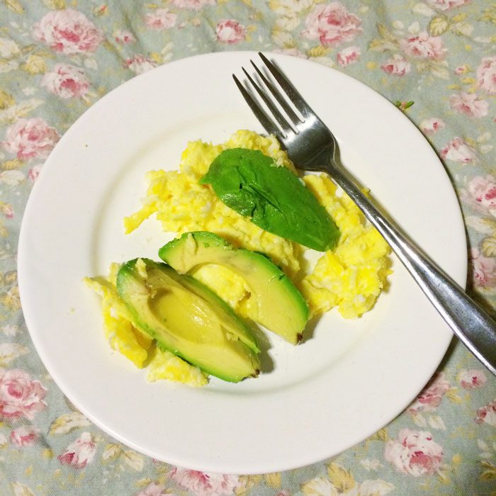 Scrambled eggs with avocado