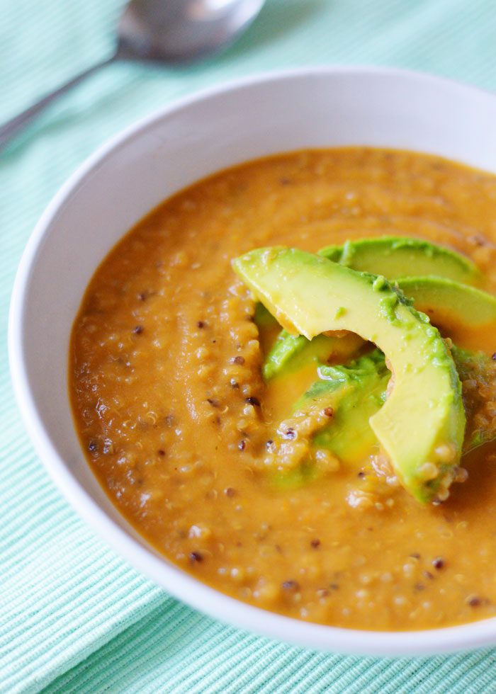 Quick and Easy Eats: Roasted Tomato and Quinoa Soup