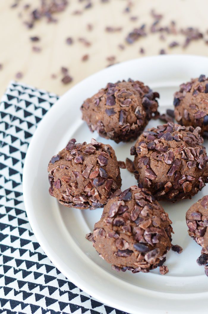 Vegan mint cacao protein ball 5
