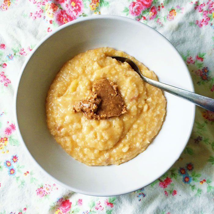 Porridge with peanut butter