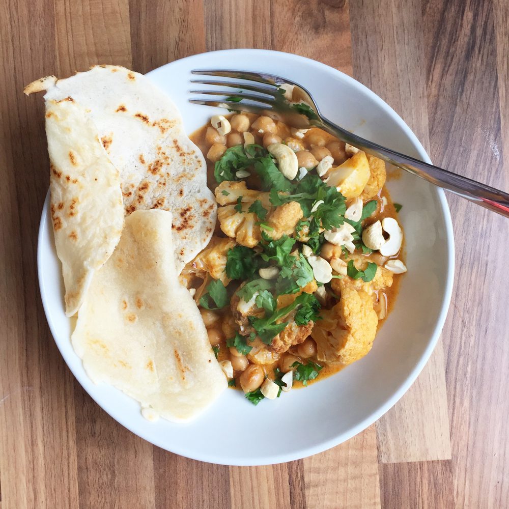 Cauliflower cashew curry