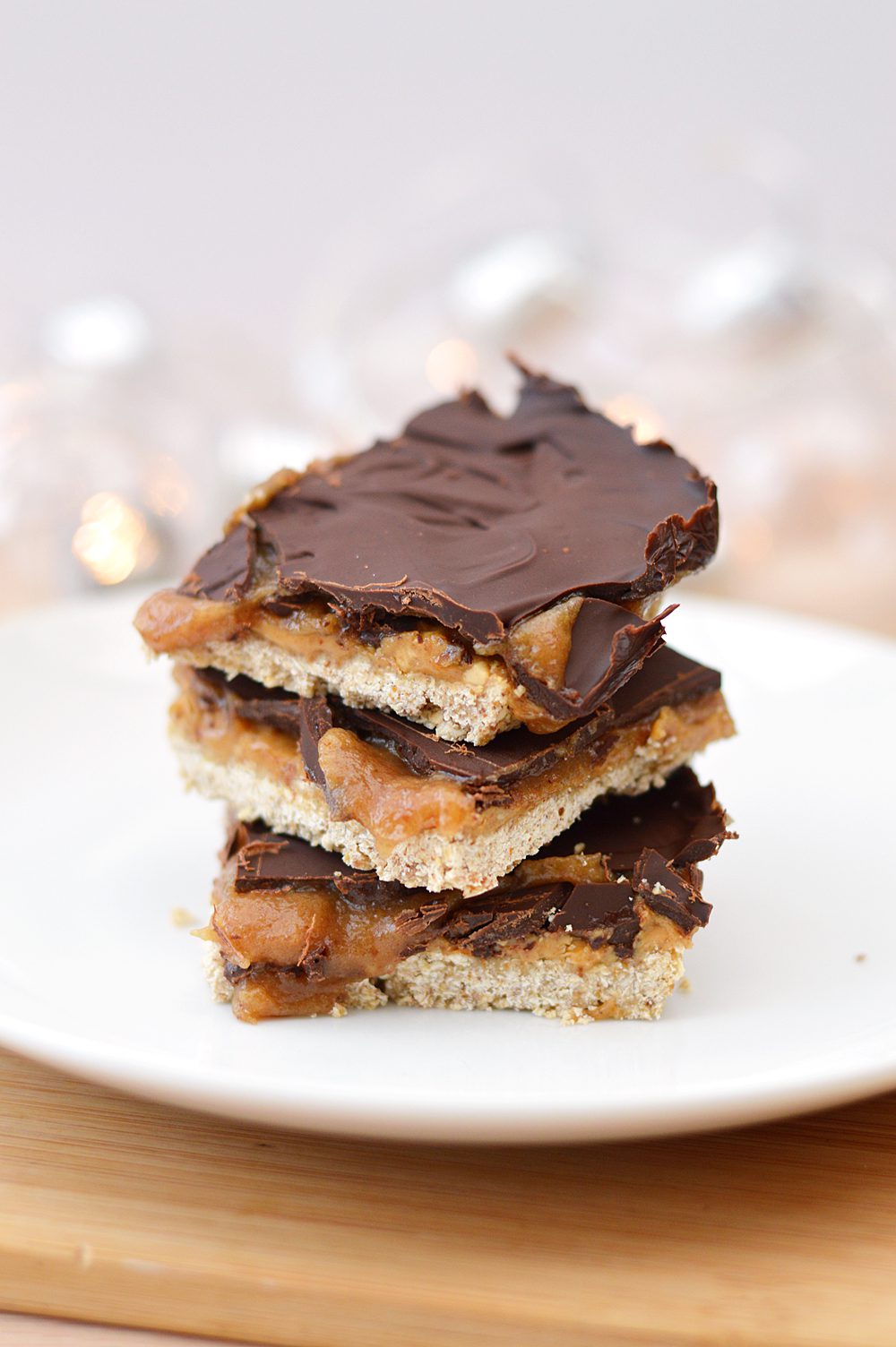 healthy salted caramel slice