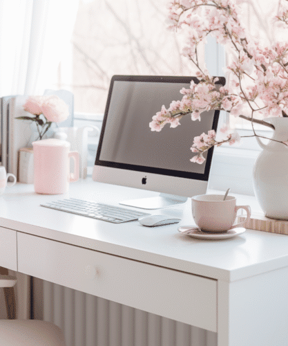 Running a Coaching Business Over the Summer Holidays: My Boundaries & Reduced Hours Strategy
