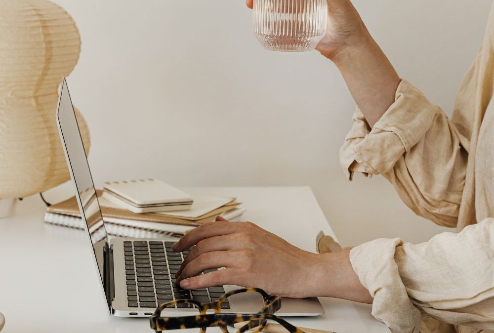 How to Grow Your Coaching Business While Working Full Time