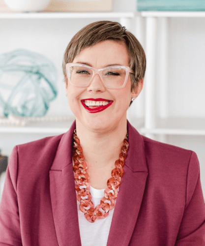 Selling Courses on Autopilot with Caitlin Bacher